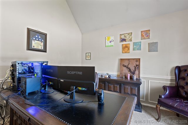 2207 Pecan Chase Circle, Claremore, OK 74017