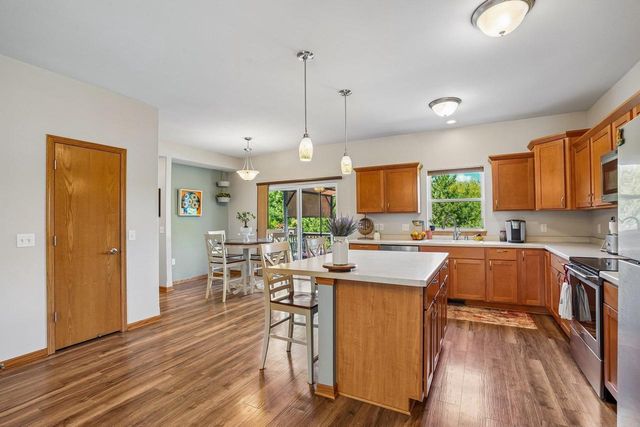 4450 Snowy Ridge Trail, Windsor, WI 53598