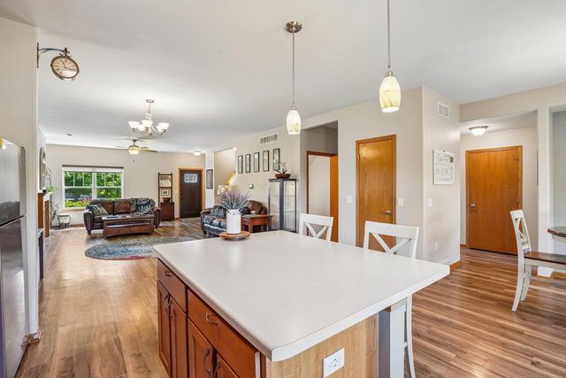 4450 Snowy Ridge Trail, Windsor, WI 53598