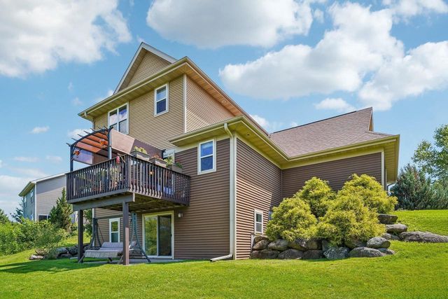 4450 Snowy Ridge Trail, Windsor, WI 53598