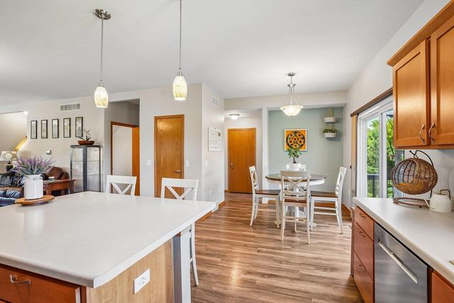 4450 Snowy Ridge Trail, Windsor, WI 53598