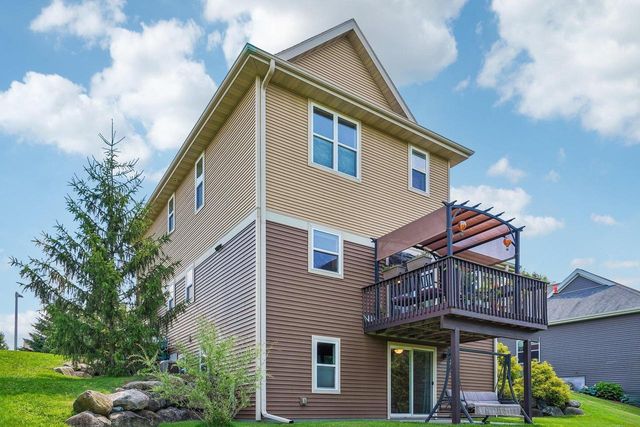 4450 Snowy Ridge Trail, Windsor, WI 53598