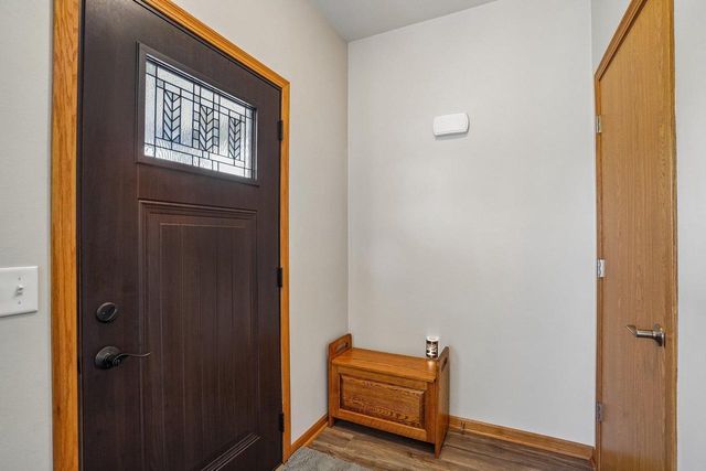 4450 Snowy Ridge Trail, Windsor, WI 53598