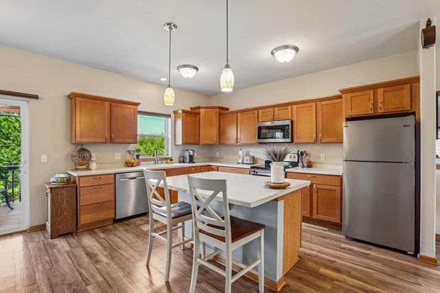 4450 Snowy Ridge Trail, Windsor, WI 53598