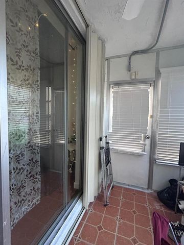 7300 NW 17th Street 121, Plantation, FL 33313