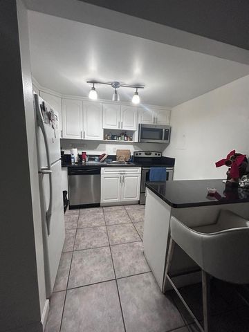7300 NW 17th Street 121, Plantation, FL 33313