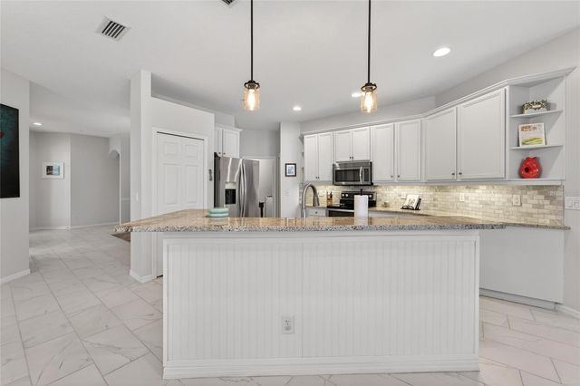 5515 GOLDEN ISLES DRIVE, Apollo Beach, FL 33572