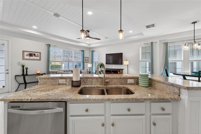 5515 GOLDEN ISLES DRIVE, Apollo Beach, FL 33572