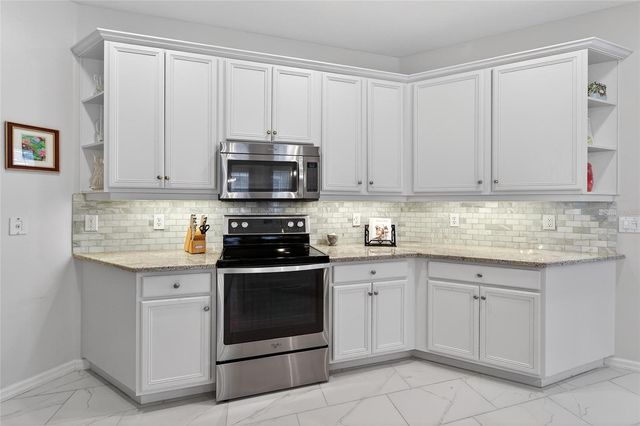 5515 GOLDEN ISLES DRIVE, Apollo Beach, FL 33572