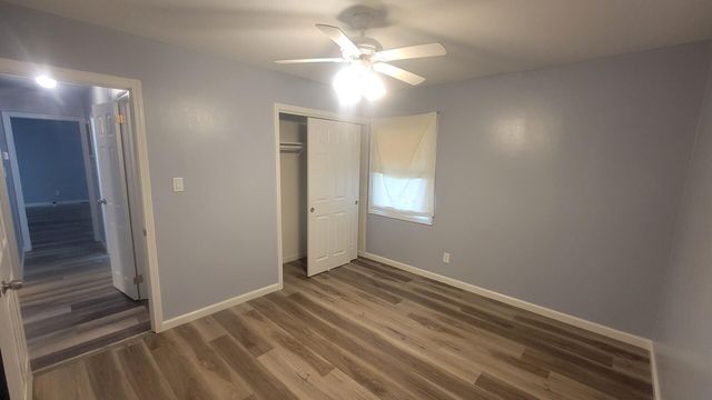 1305 E 40th Avenue, Gary, IN 46409