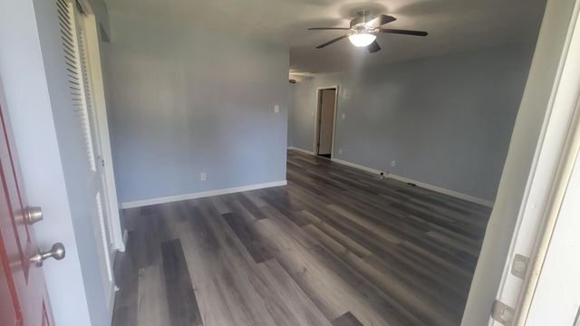 1305 E 40th Avenue, Gary, IN 46409