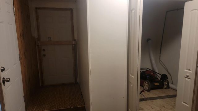 1305 E 40th Avenue, Gary, IN 46409