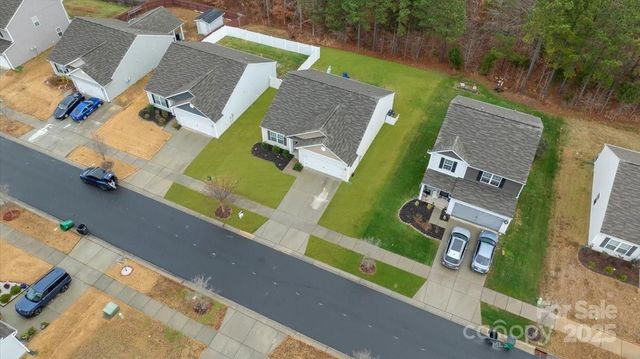 7332 Amberly Hills Road, Charlotte, NC 28215