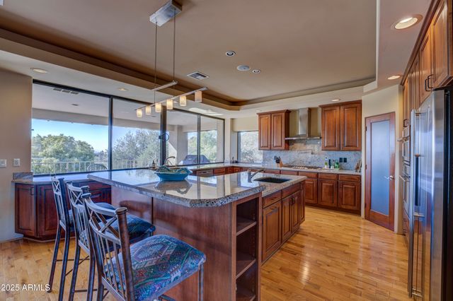 2003 E SMOKETREE Drive, Carefree, AZ 85377