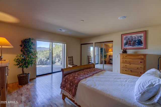 2003 E SMOKETREE Drive, Carefree, AZ 85377