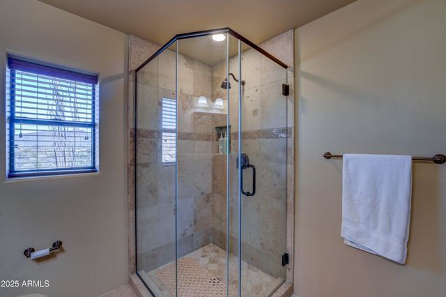 2003 E SMOKETREE Drive, Carefree, AZ 85377