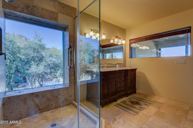 2003 E SMOKETREE Drive, Carefree, AZ 85377