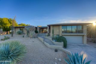 2003 E SMOKETREE Drive, Carefree, AZ 85377