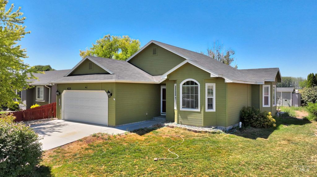 625 Colton St, New Plymouth, ID 83655