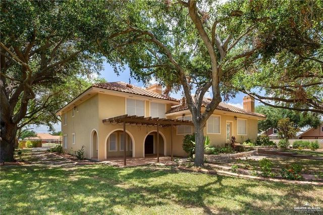 2400 Palm Hurst Drive, Palmhurst, TX 78573