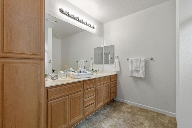 1529 Marseille Ln, Roseville, CA 95747