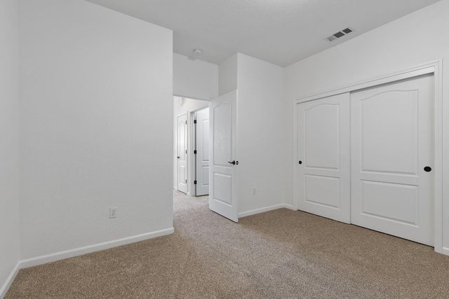 1529 Marseille Ln, Roseville, CA 95747