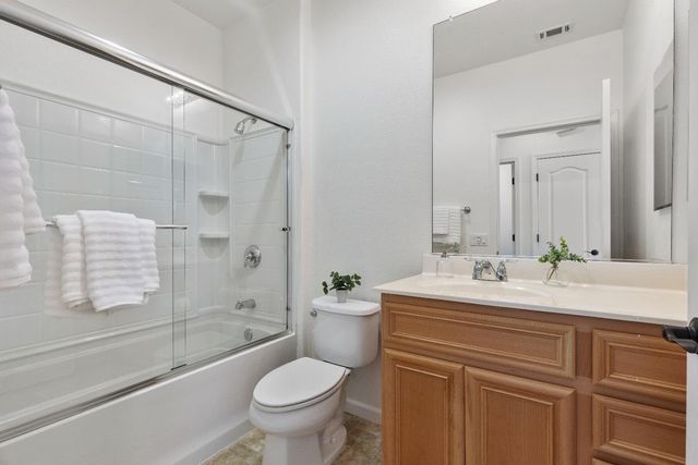 1529 Marseille Ln, Roseville, CA 95747