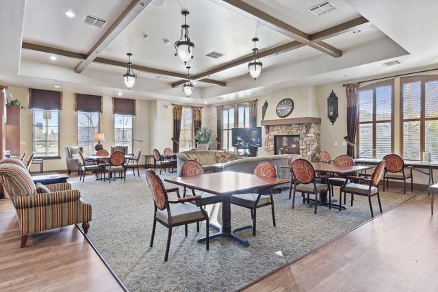 1529 Marseille Ln, Roseville, CA 95747