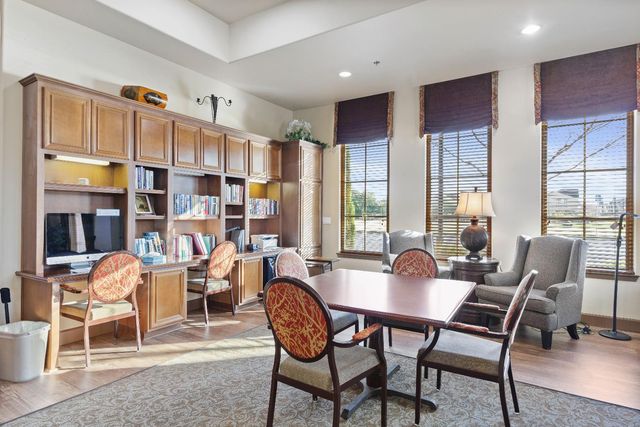 1529 Marseille Ln, Roseville, CA 95747