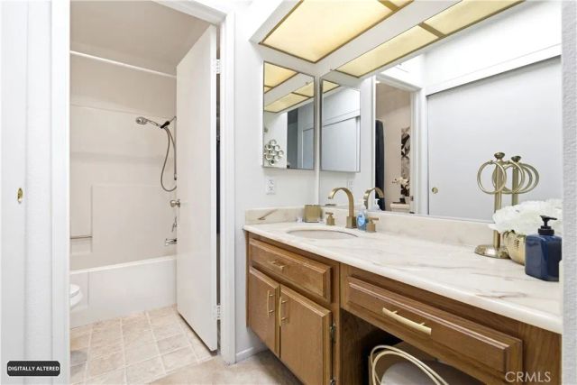 8932 Amador 1312A, Huntington Beach, CA 92646