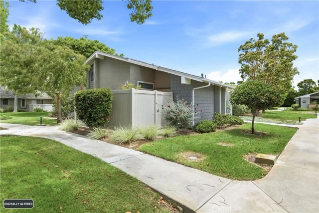 8932 Amador 1312A, Huntington Beach, CA 92646