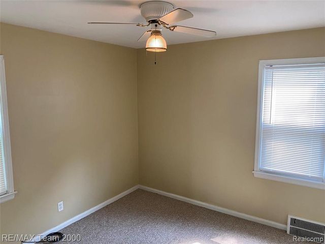 24800 Cooke Street, Dearborn, MI 48124