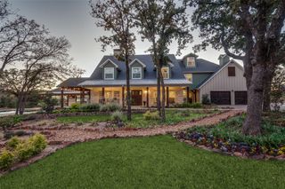 1042 Cardinal Drive, Bartonville, TX 76226