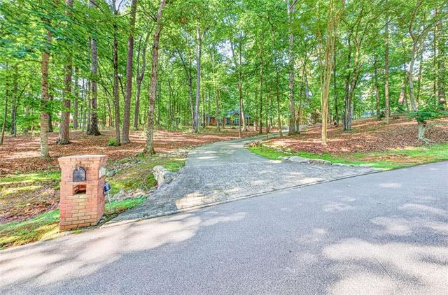 20 Tabor Forest Drive, Oxford, GA 30054