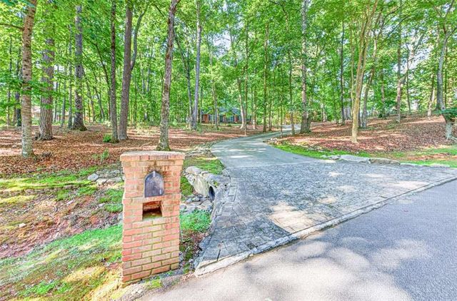 20 Tabor Forest Drive, Oxford, GA 30054