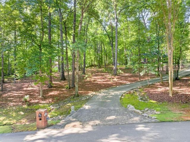 20 Tabor Forest Drive, Oxford, GA 30054