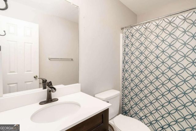 101 River View Court, Hampton, GA 30228