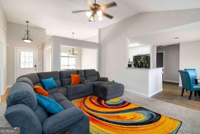 101 River View Court, Hampton, GA 30228