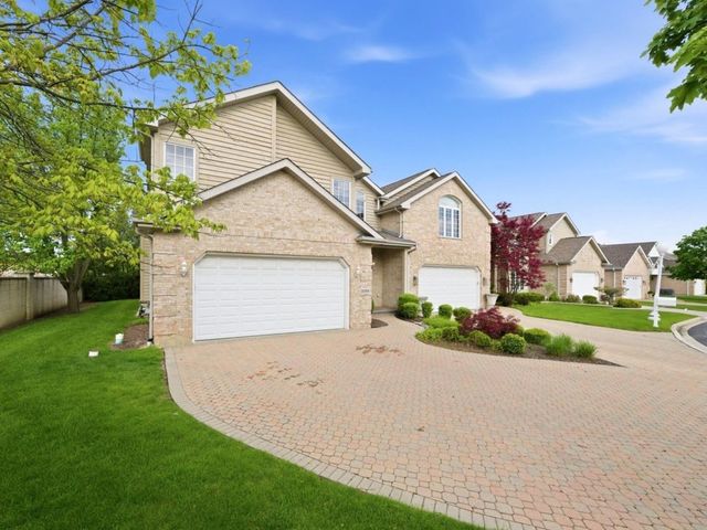 3098 Rosebrook Circle, Westchester, IL 60154