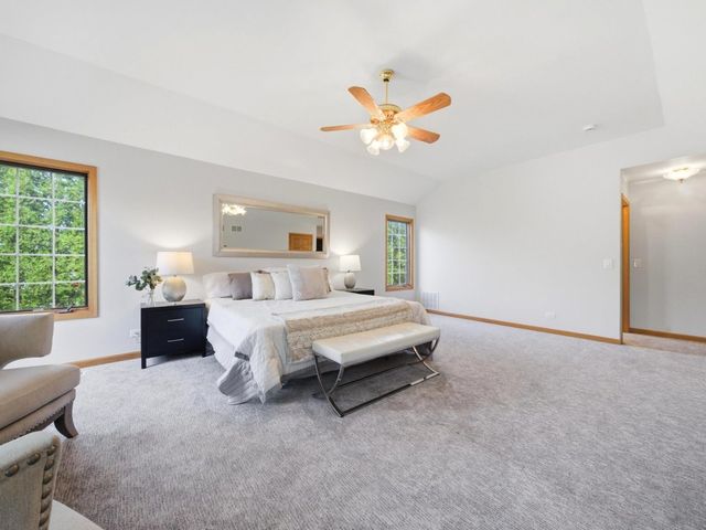3098 Rosebrook Circle, Westchester, IL 60154