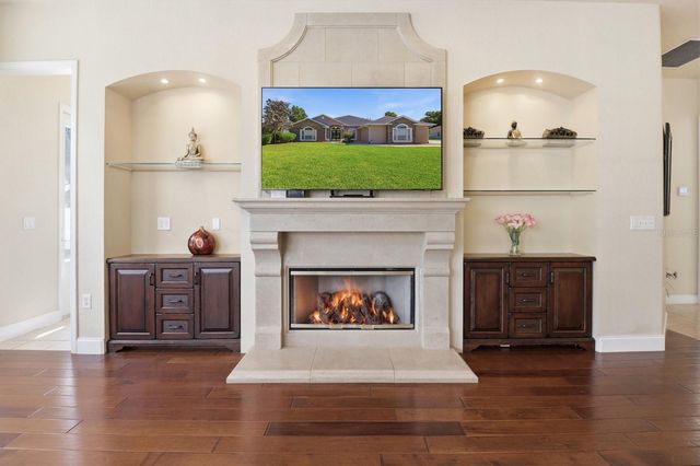 2125 SE 25TH LOOP, Ocala, FL 34471