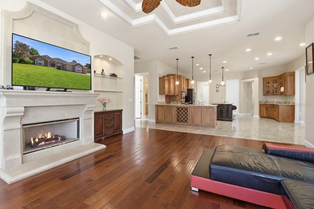 2125 SE 25TH LOOP, Ocala, FL 34471