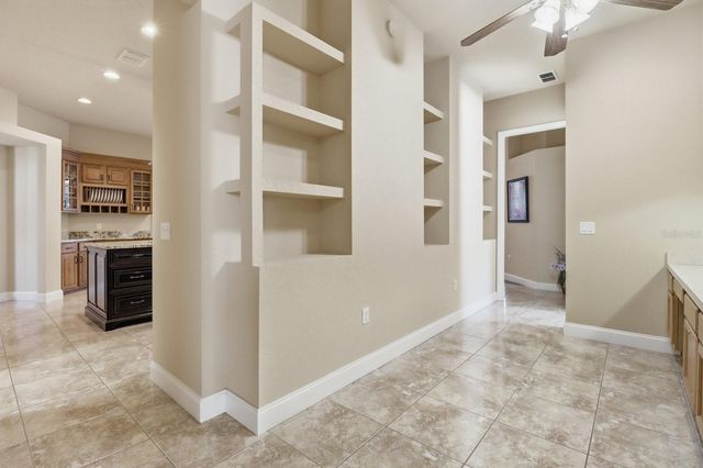 2125 SE 25TH LOOP, Ocala, FL 34471