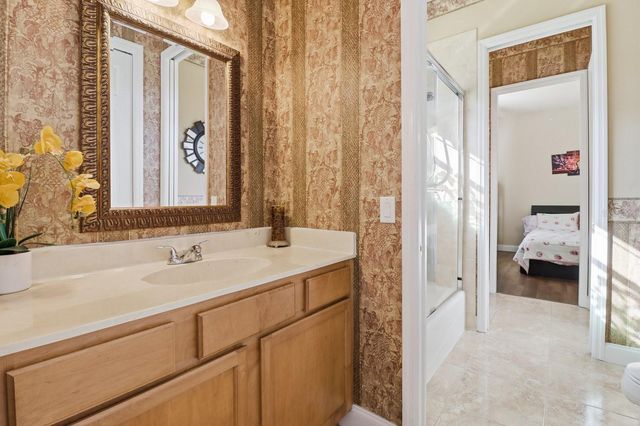 2125 SE 25TH LOOP, Ocala, FL 34471