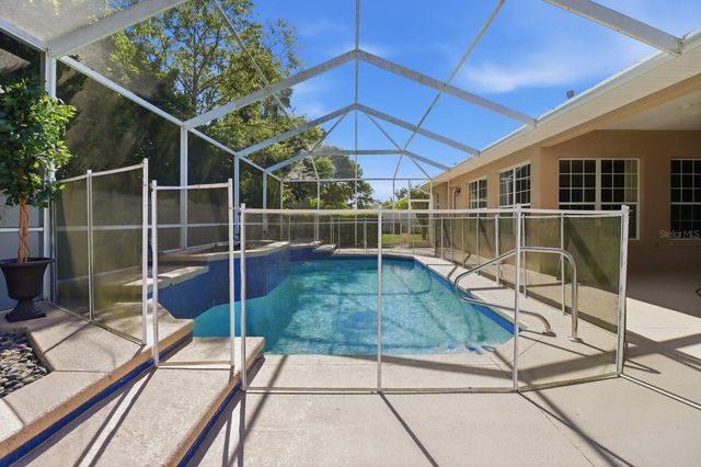 2125 SE 25TH LOOP, Ocala, FL 34471