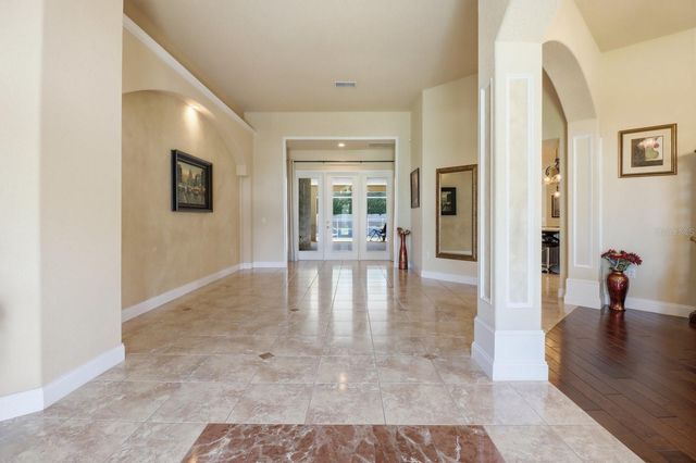 2125 SE 25TH LOOP, Ocala, FL 34471