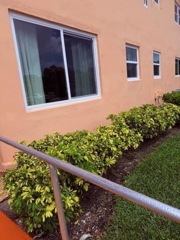 331 N Sheffield N 331, West Palm Beach, FL 33417