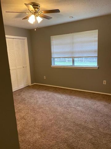 8406 Daycoach Lane Lane, Houston, TX 77064