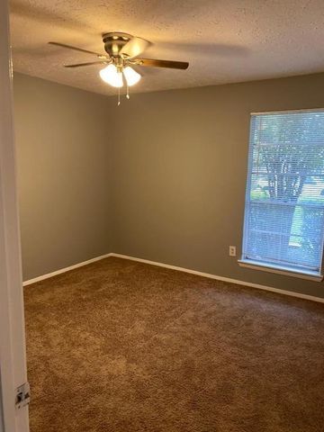 8406 Daycoach Lane Lane, Houston, TX 77064