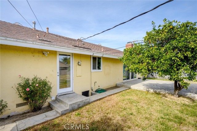 7948 De Soto, Canoga Park (los Angeles), CA 91304